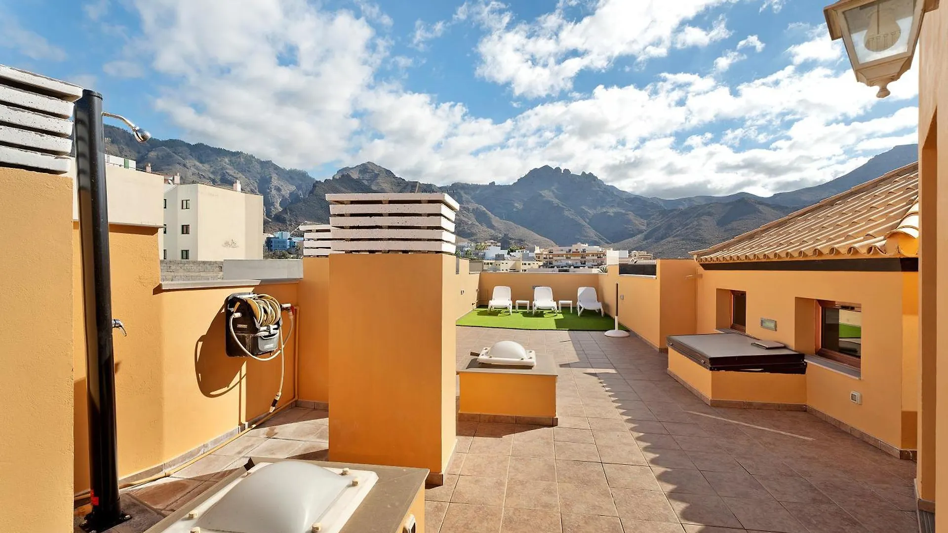 Villa Rossella By Paramount Holidays Costa Adeje
