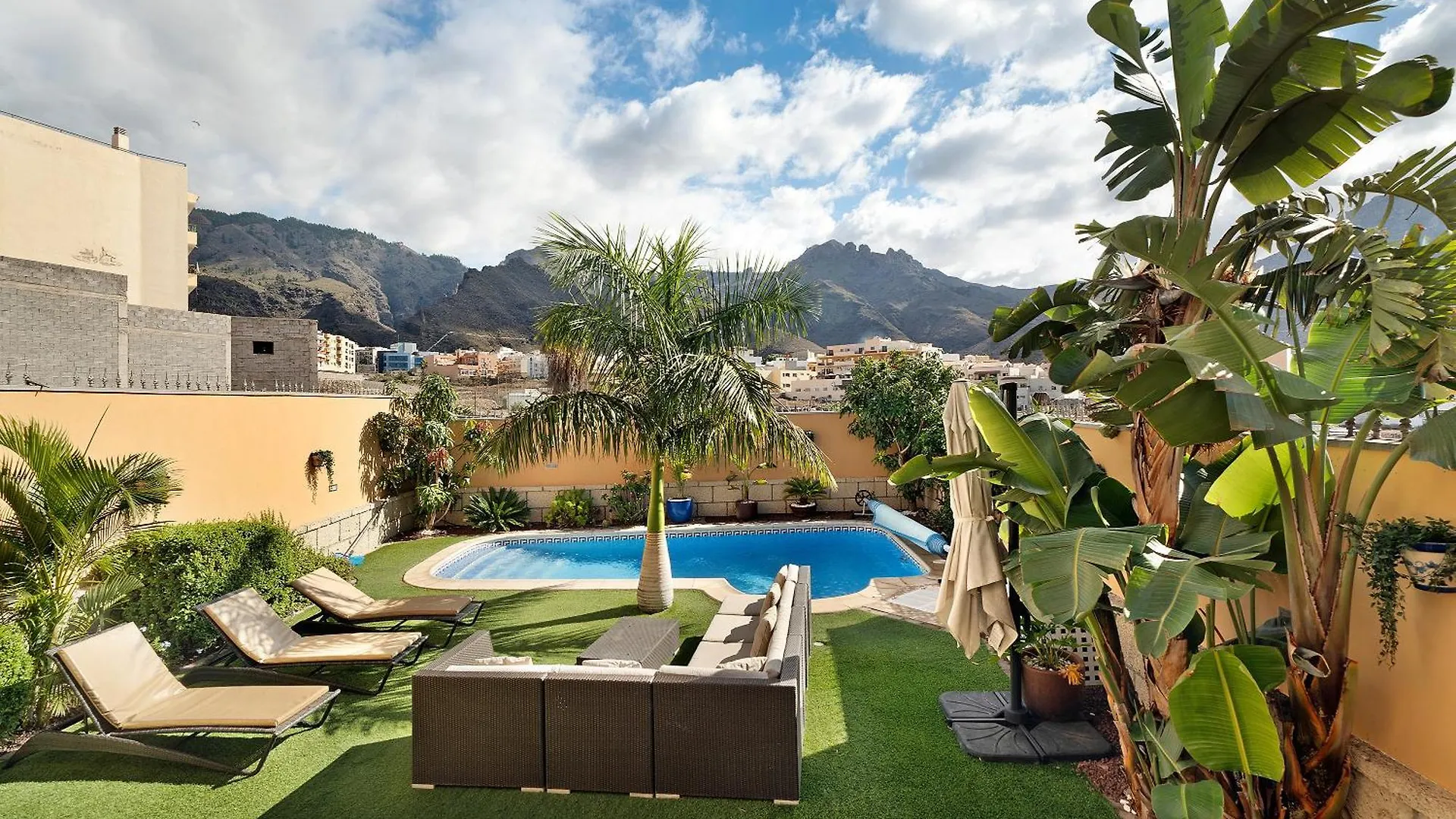 Villa Rossella By Paramount Holidays Costa Adeje  Costa Adeje (Tenerife)